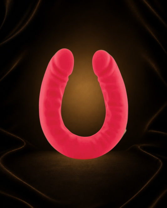 Éxtasis Boutique Dildo Doble en forma de U de silicona premium, color rojo, 18 pulgadas, para uso individual o en pareja.